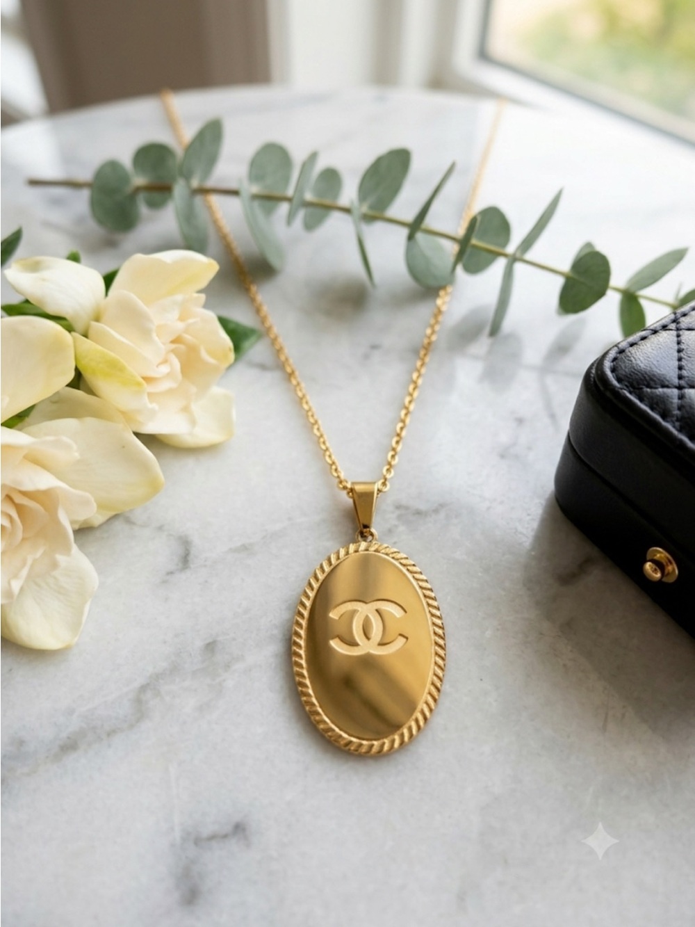 Gold-Tone Pendant Necklace - Gold Oval Medallion